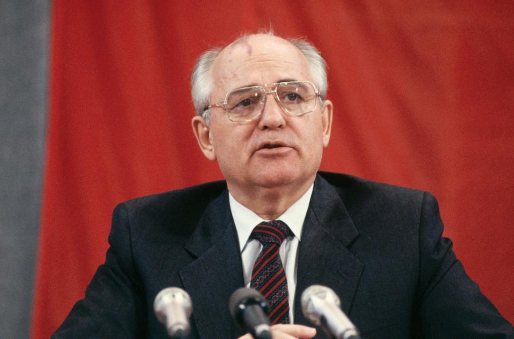 Generální tajemník MS  Gorbačov