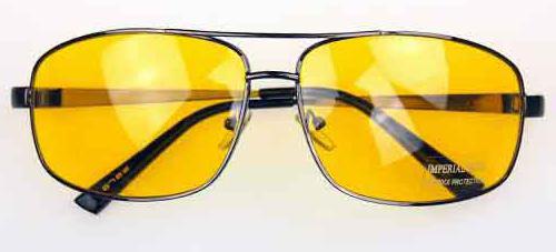 occhiali per guidatori gialli