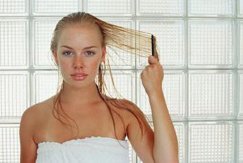 ustaviti izpadanje las pri ženskah