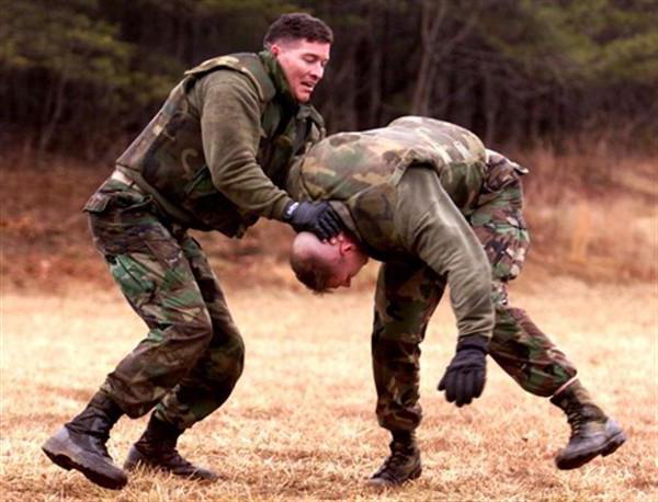 sezione del combattimento corpo a corpo dell'esercito