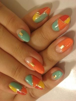 kolorowy manicure