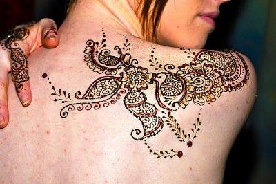 pittura del corpo all'henné