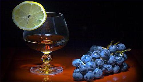 cognac dalla corteccia di quercia dall'alcool