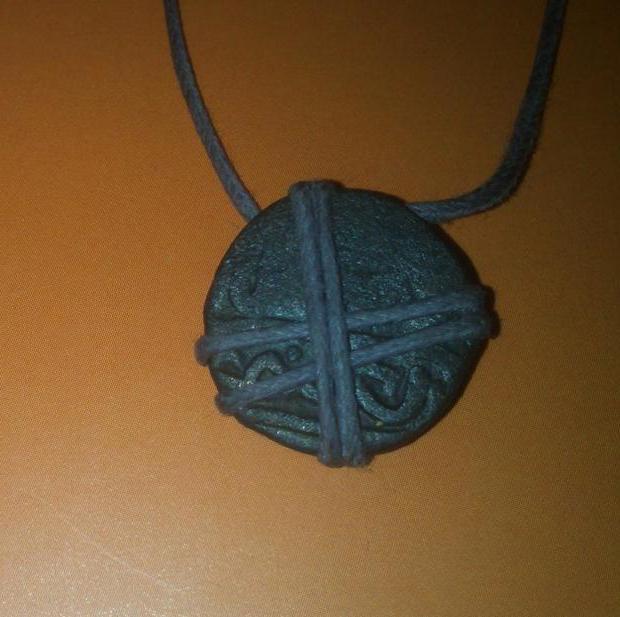Hulski amulet za denarno navodilo