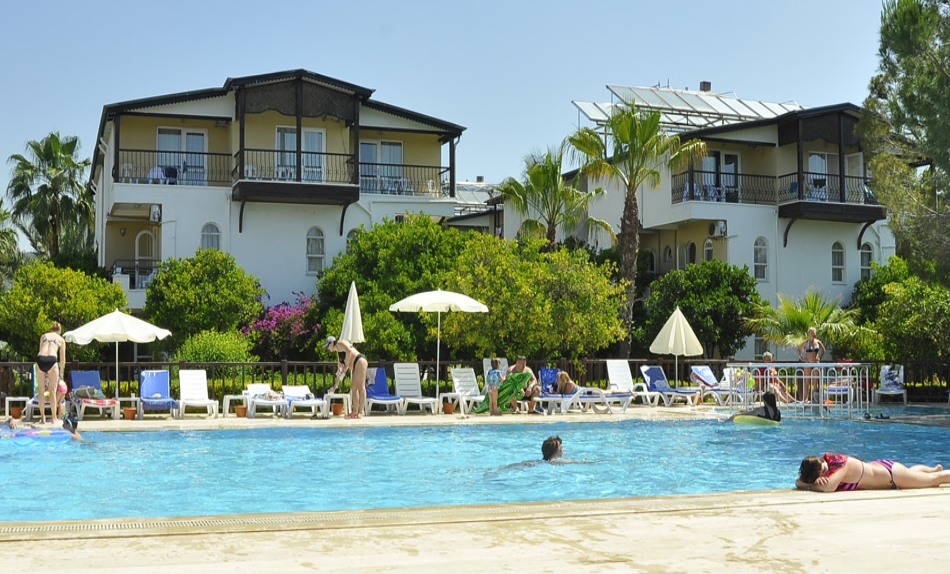 club serena beach hotel