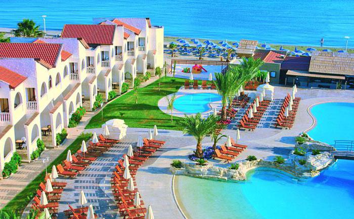 hotel crown resorts henipa 3 cipro larnaca