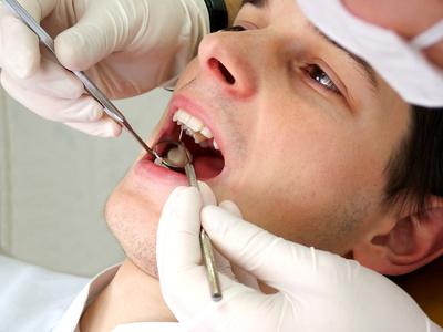 jak léčit zuby u zubaře