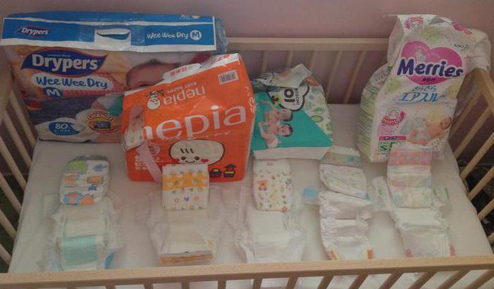 Каква е разликата между памперси и пелени за новородени?