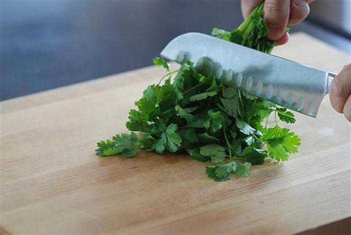 kako je cilantro uporaben za moške