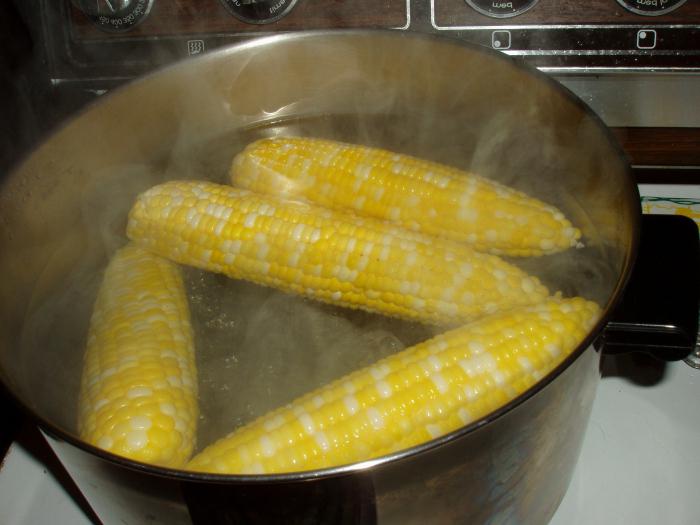 jak długo gotować kukurydzę