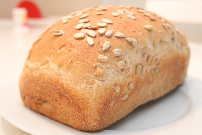 колко калории в парче хляб