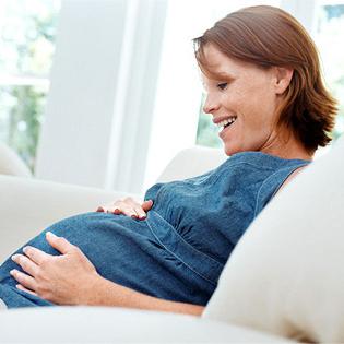 první těhotenský pohyb plodu