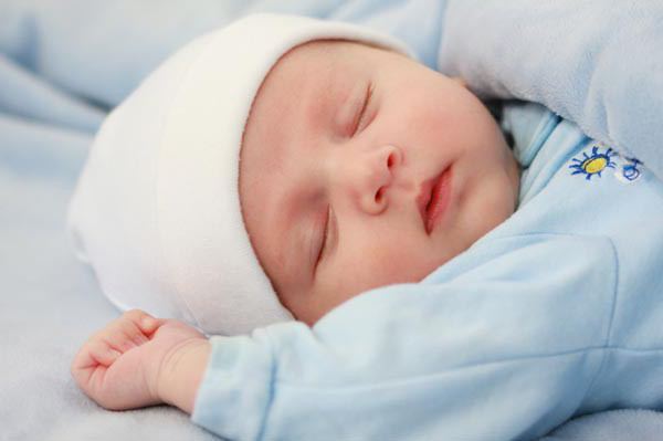 Koliko spi novorojenčka