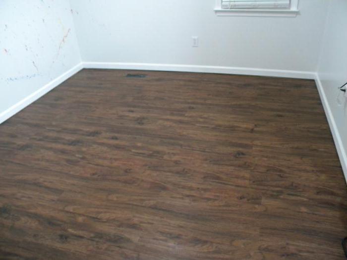 jak vyrovnat podlahy v bytě s velkou podlahou