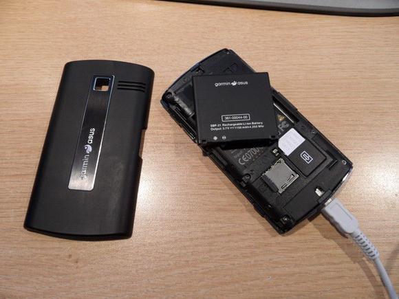 Come ricaricare il telefono senza batteria? ..