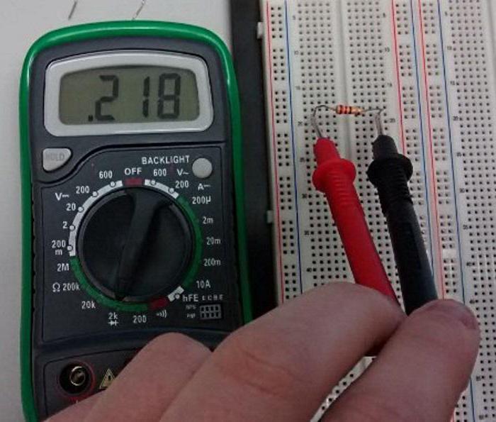 как да проверите резистор с мултицет