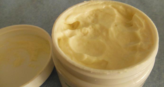 рецензије крема за сухо лице