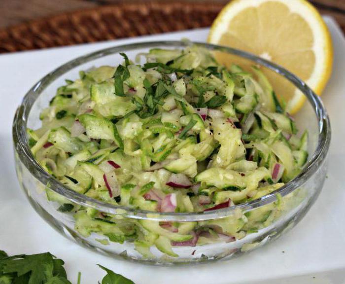 kako napraviti svježu salatu od tikvica