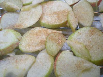 pečena jabolka v konvekcijski pečici