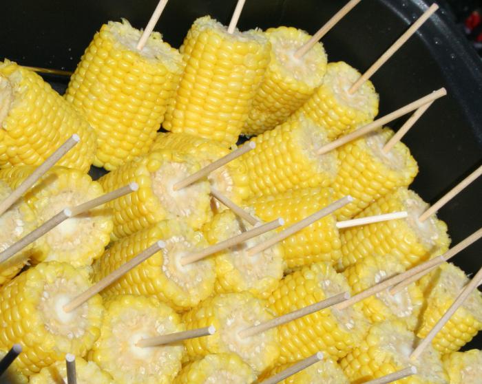 jak gotować świeżą kukurydzę