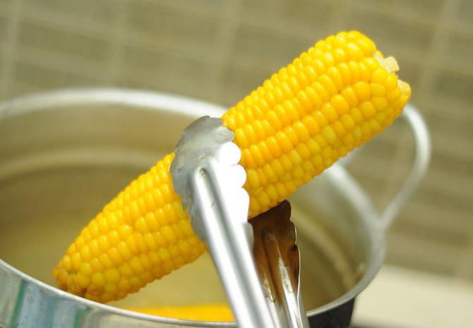jak rychle vařit kukuřici