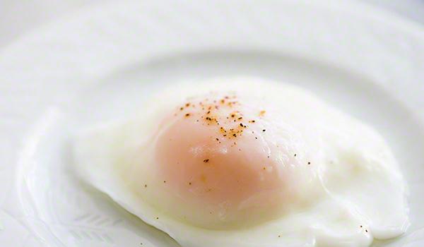 kako kuhati jajca v mikrovalovni pečici