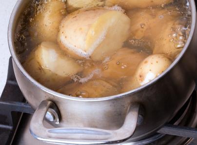 колко да се варят картофите