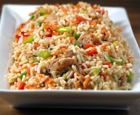 Vařte rýži v hrnci