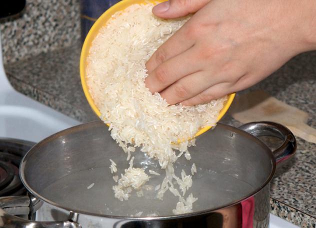 kako kuhati rižu za ukras
