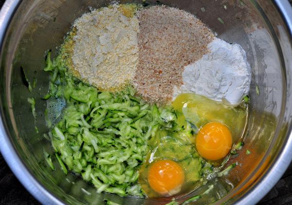 kako kuhati ocvrte bučke s česnom in majonezo