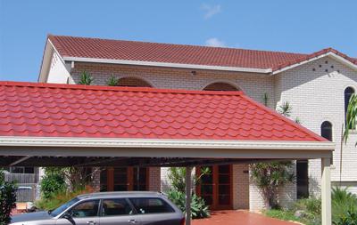 náklady na kovovou střechu