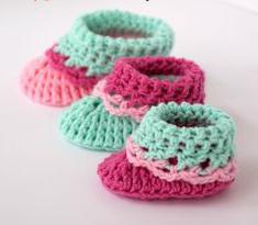 бебешки обувки за плетене на една кука