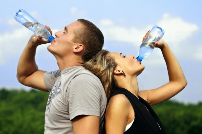 hipertenzija može piti vodu)