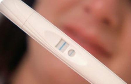 Zkoušku určuje mimomaterské těhotenství