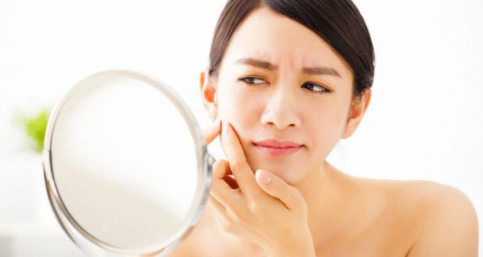 Kako očistiti lice od akni potkožnog