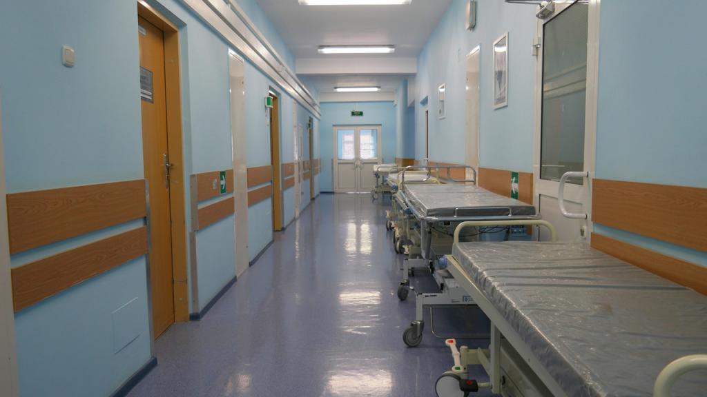 Болнички коридор