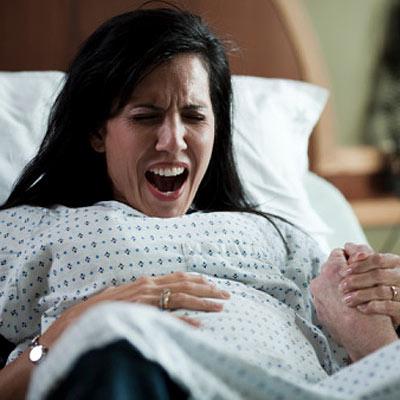 bolesti během porodu