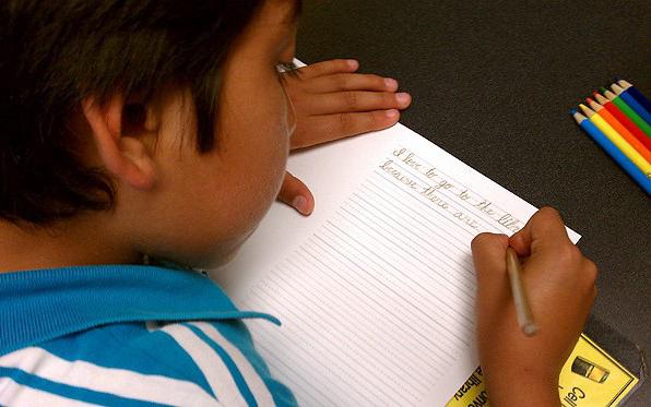 come migliorare la calligrafia in un adolescente