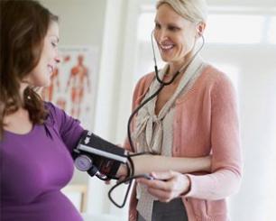 proč těhotné ženy mají nízký krevní tlak