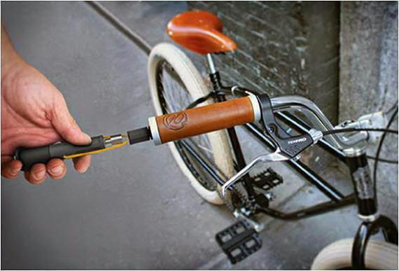 kako podići bicikl na biciklu