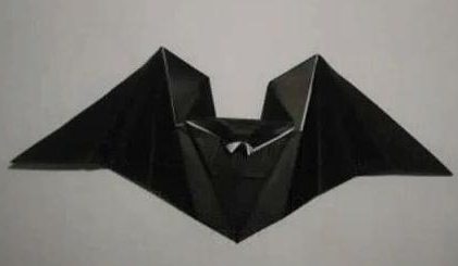 Jak vyrobit netopýr z papíru?