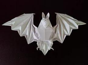 Jak vyrobit netopýr z barevného papíru