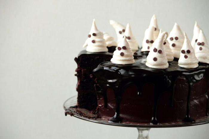 koláče na recepty na Halloween s jednoduchou fotografií