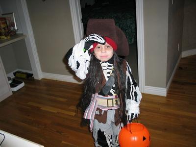 пиратски костюм