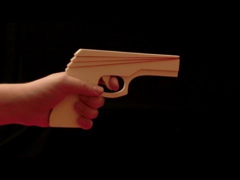 kako narediti pištolo iz lesa