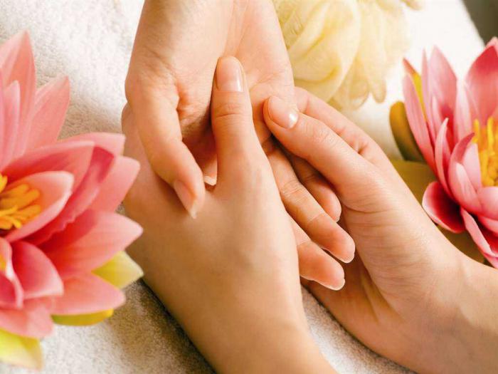 Massaggio delle mani