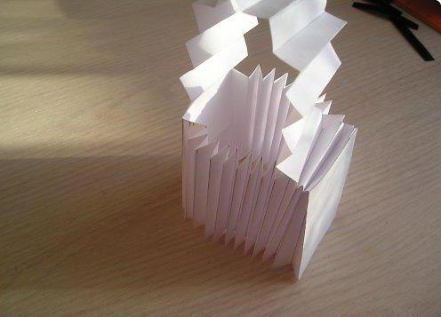 jak zrobić akordeon z papieru własnymi rękami