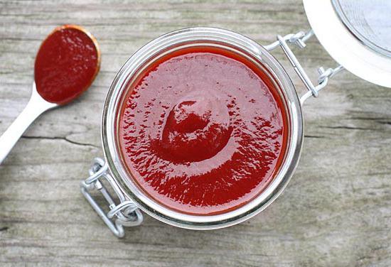 come rendere il ketchup a casa