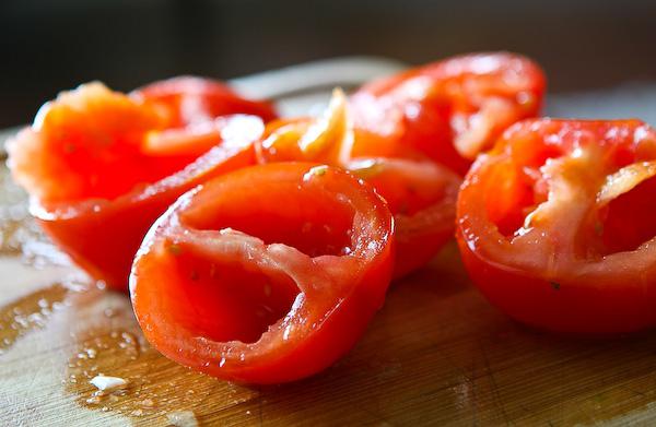 przygotuj pastę pomidorową w domu