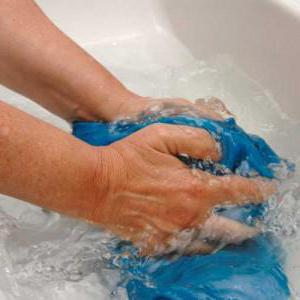 Како опрати ствари руком